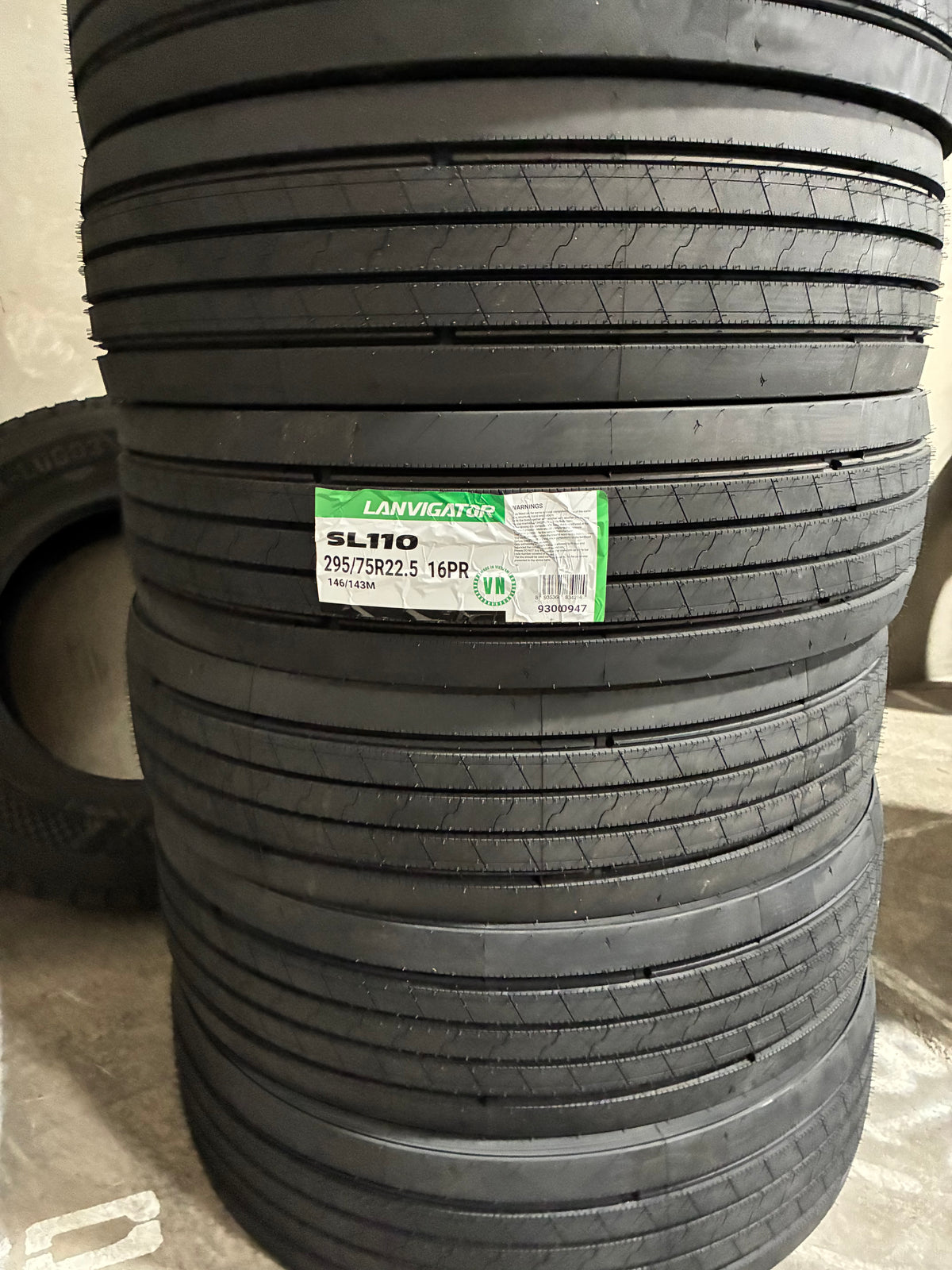 295/75R22.5 -16 LANVIGATOR SL110