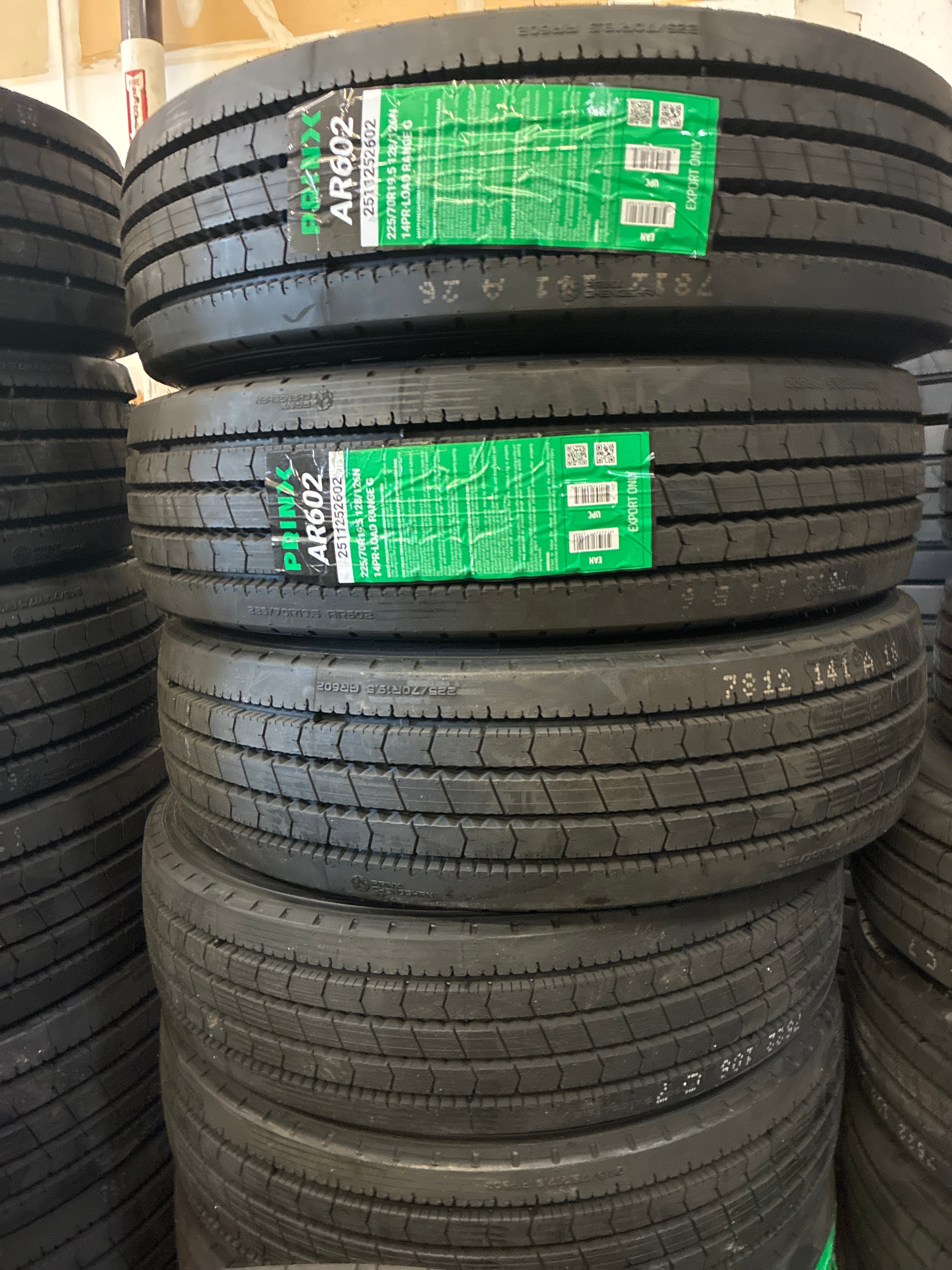 255/70R19.5 PRINX  AR602 14PR
