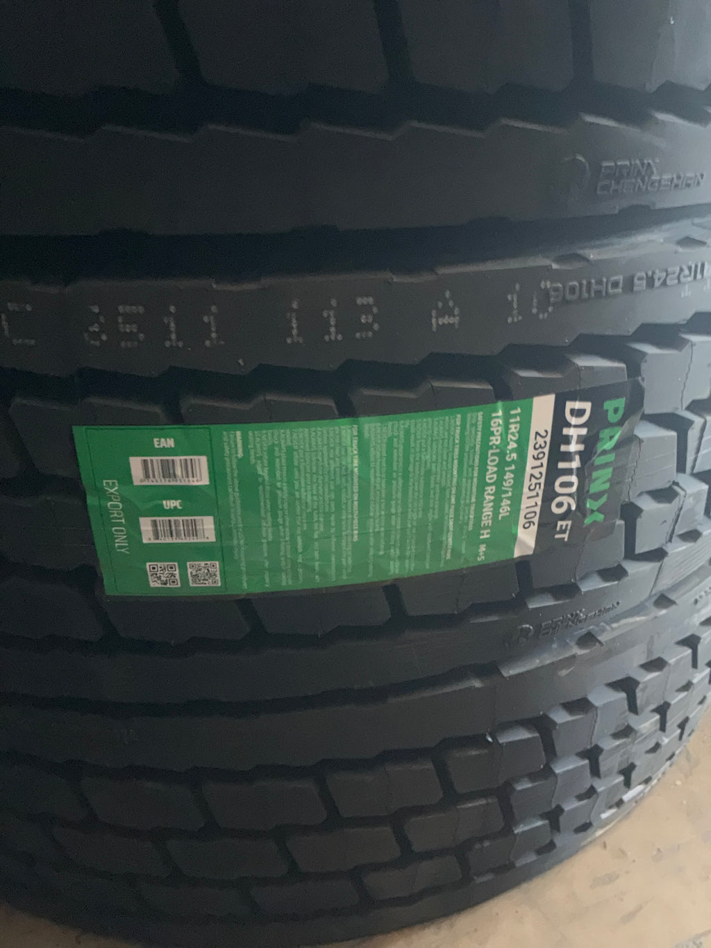 11r24.5 Drive Closed Shoulder Prinx DH106 16PLY