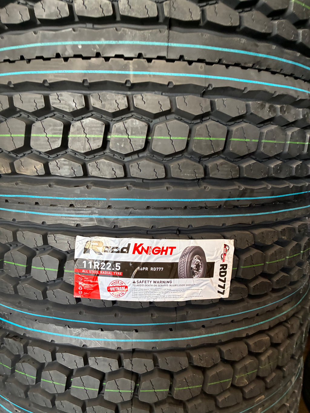 11R22.5 ROADKNIGHT RD777
