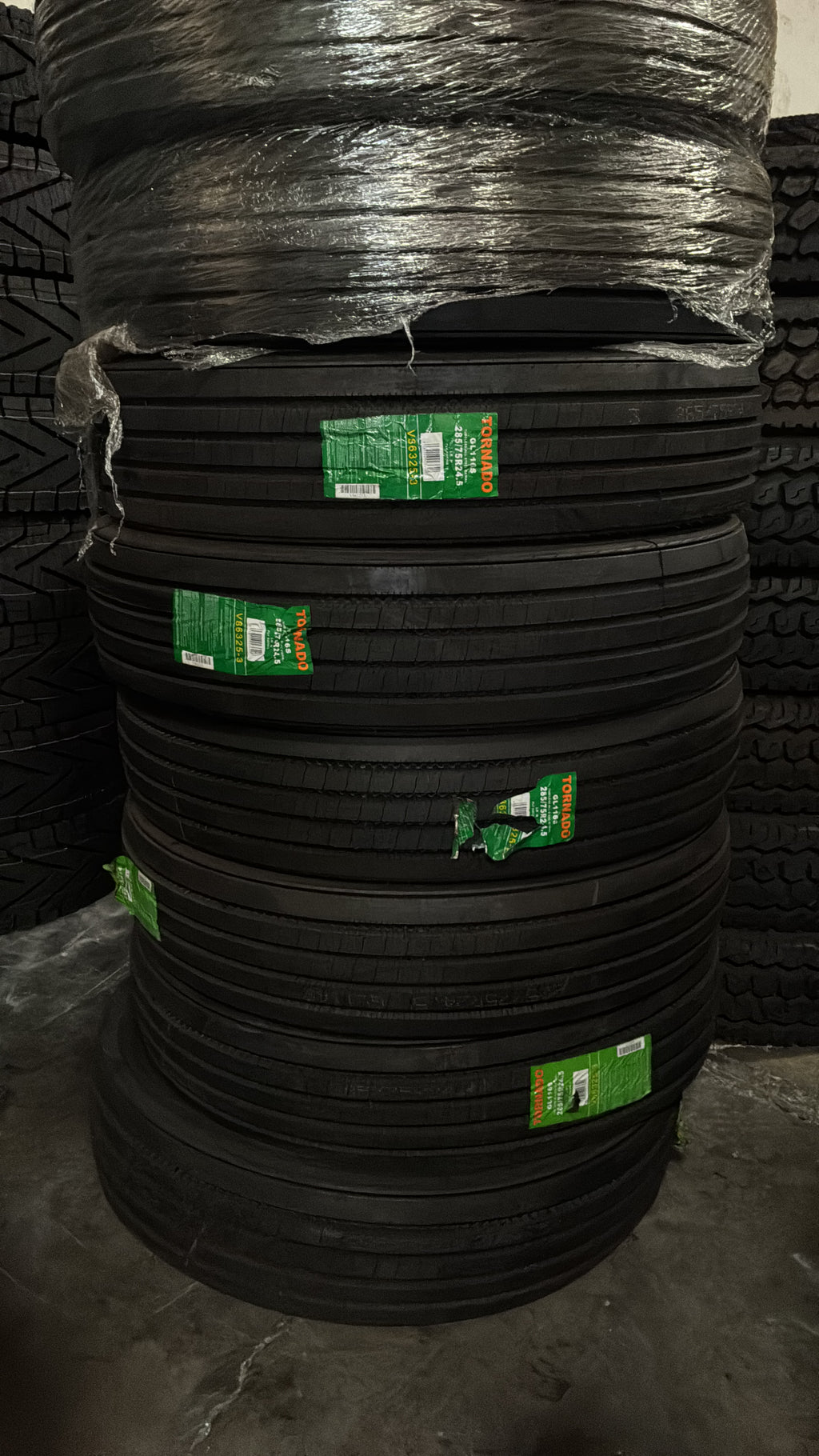 GL266D 285/75r24.5-14 Tornado