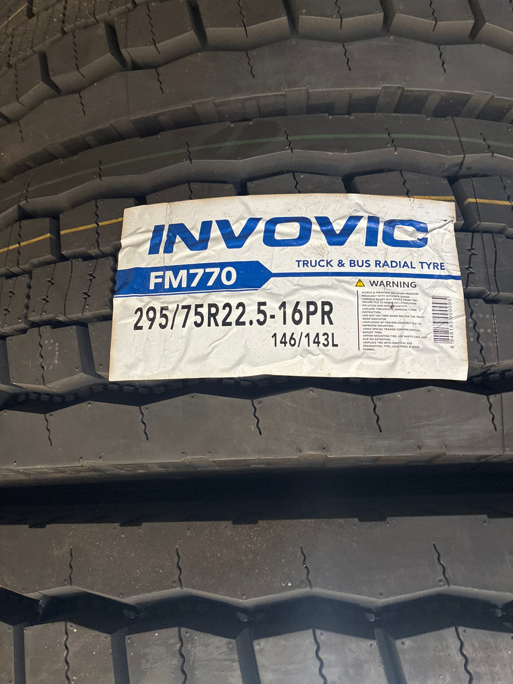 295/75R22.5 FM770 Closed Shoulder Drive Invovic