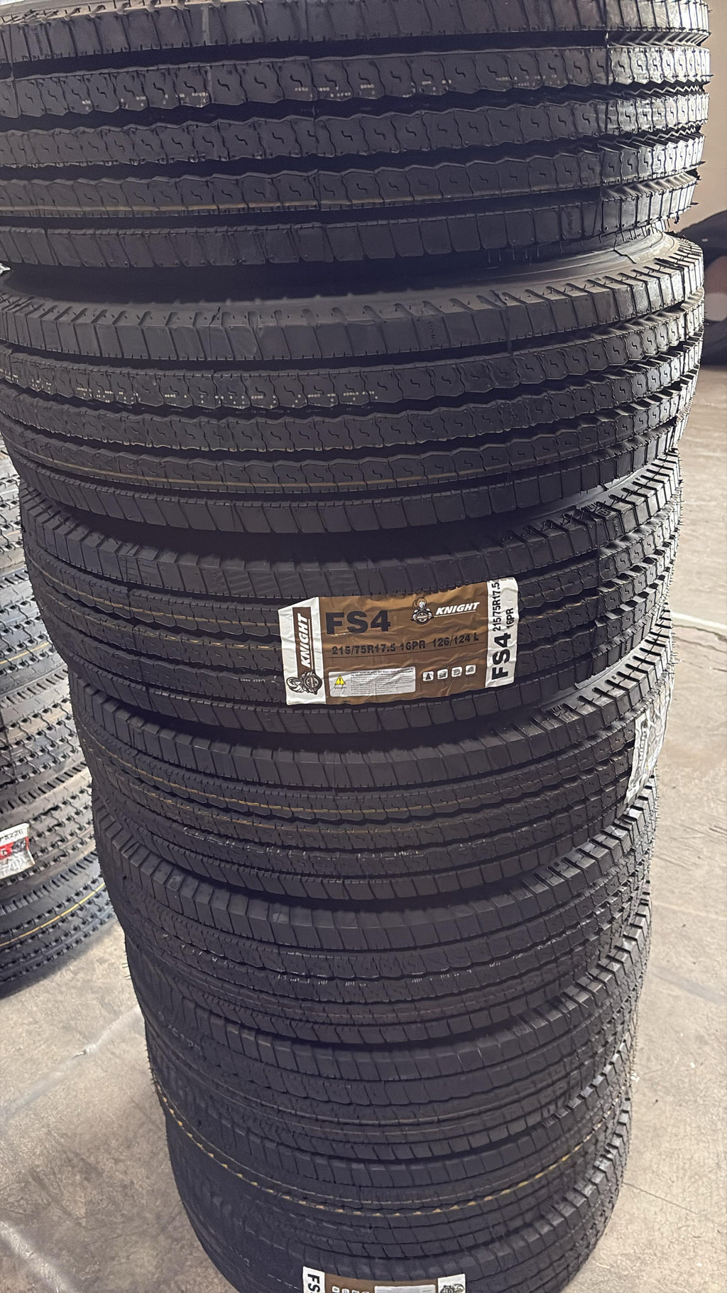 FS4 235/75r17.5 18ply Knight All Position Straight Rib Tire