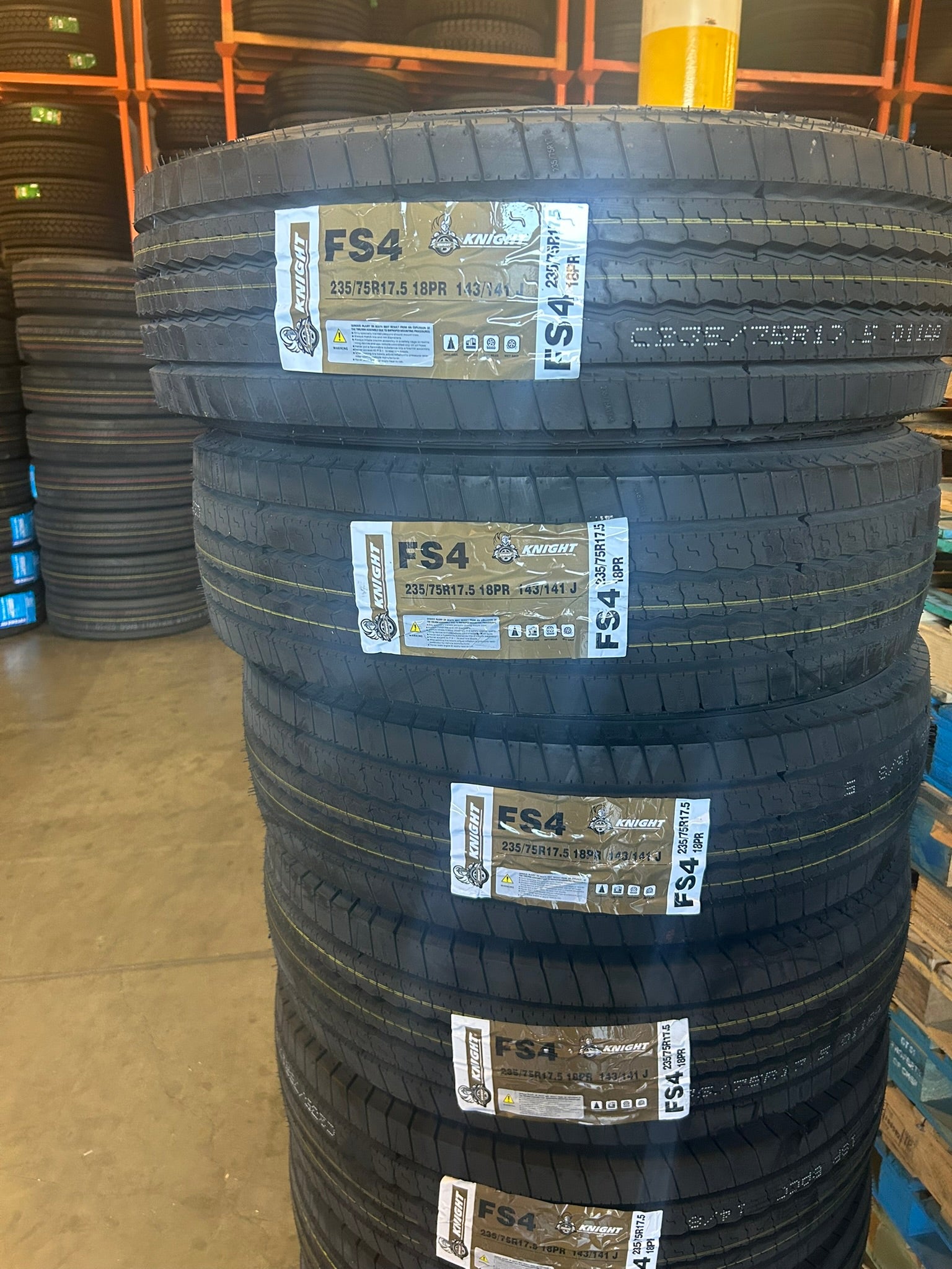 FS4 235/75r17.5 18ply Knight All Position Straight Rib Tire