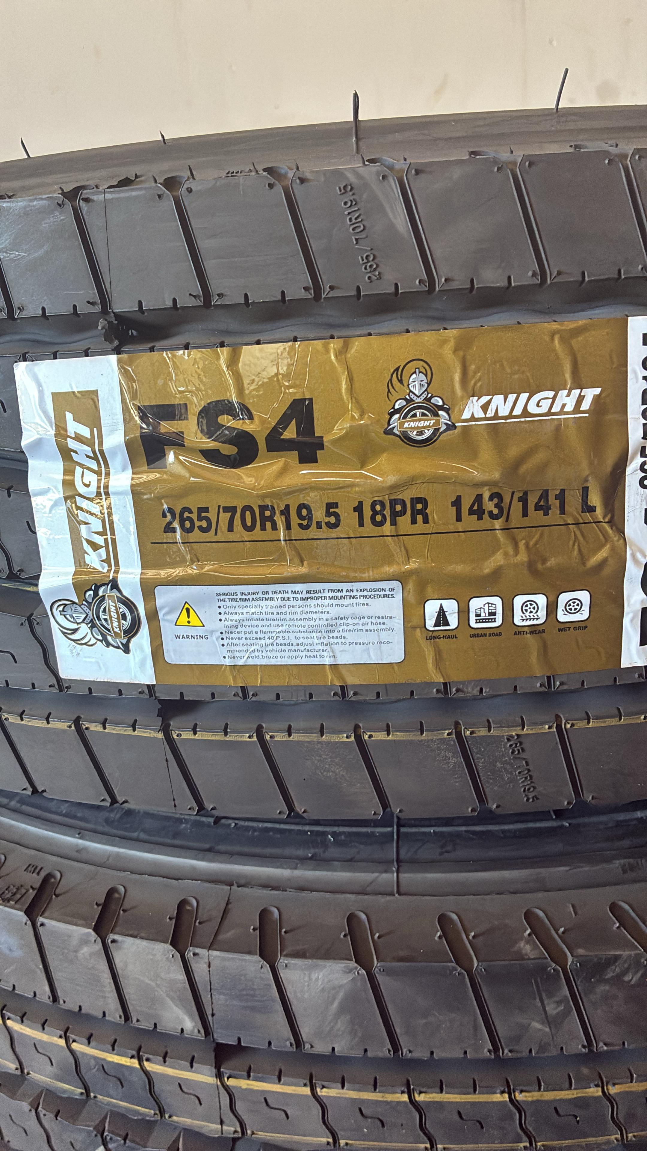 FS4 265/70r19.5 16ply Durun All Position Straight Rib Tire
