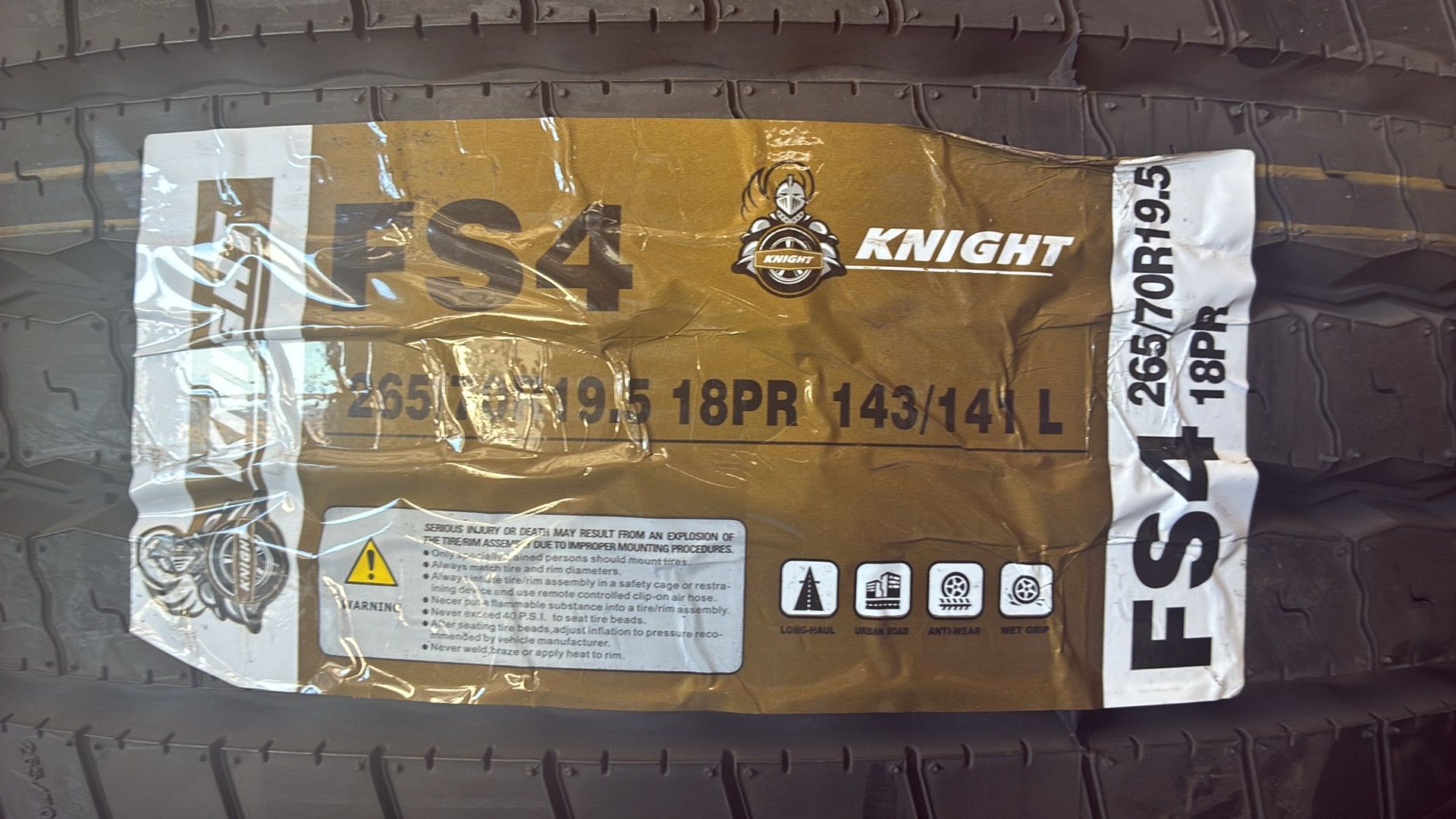 FS4 265/70r19.5 16ply Durun All Position Straight Rib Tire