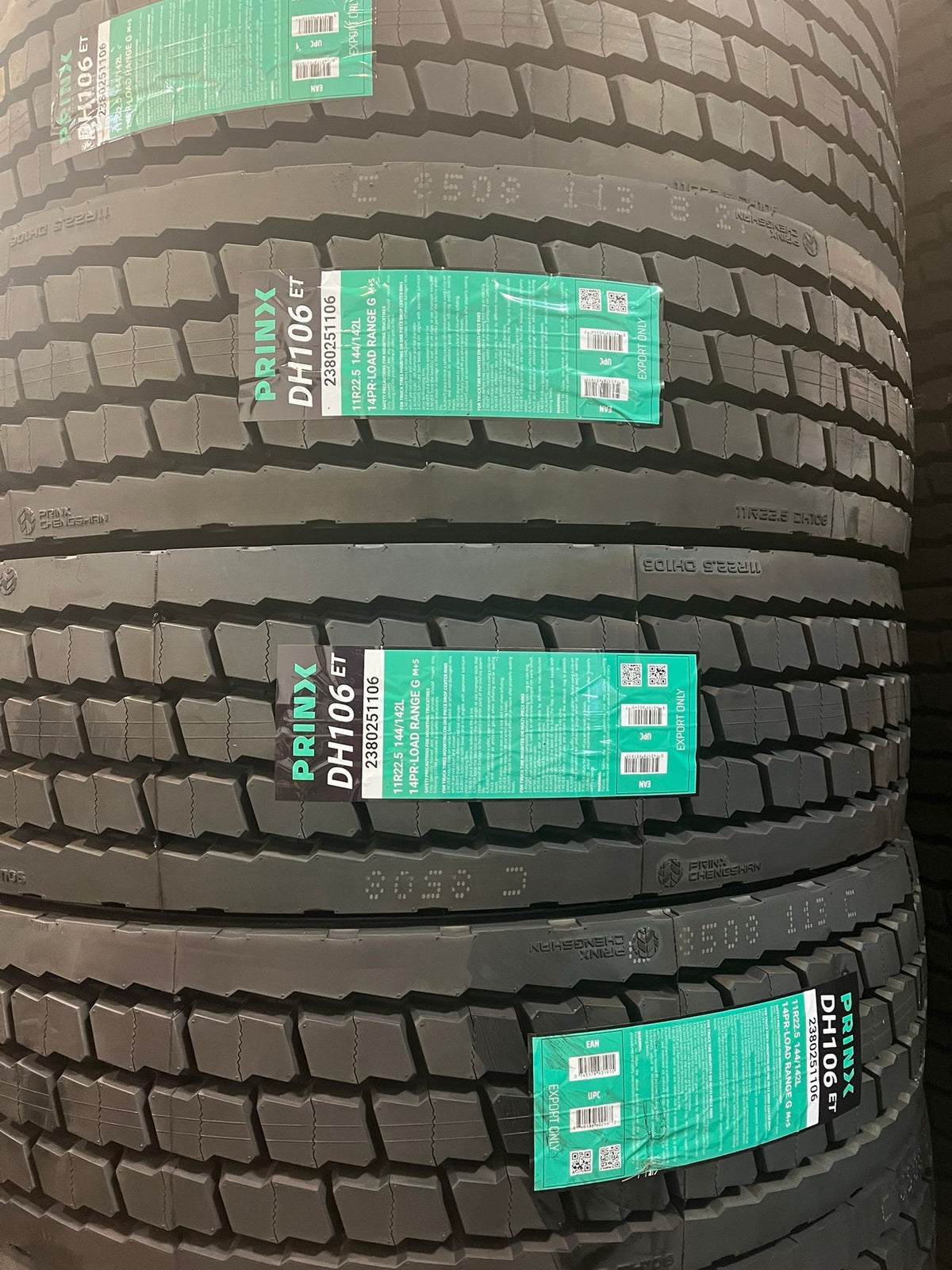 DH106 11r22.5-16 PRINX DRIVE TIRE / CLOSED SHOULDER